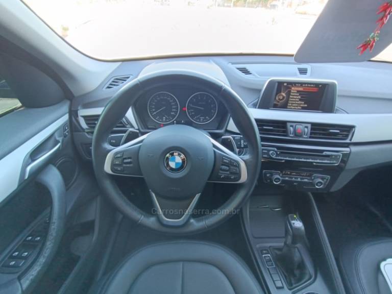 BMW - X1 - 2016/2016 - Prata - R$ 124.900,00