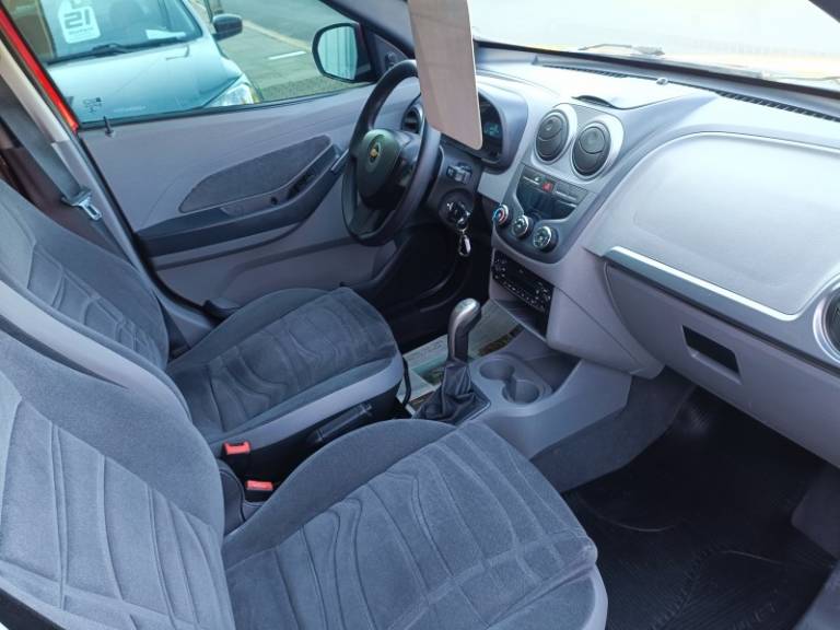 CHEVROLET - AGILE - 2013/2013 - Vermelha - R$ 39.900,00