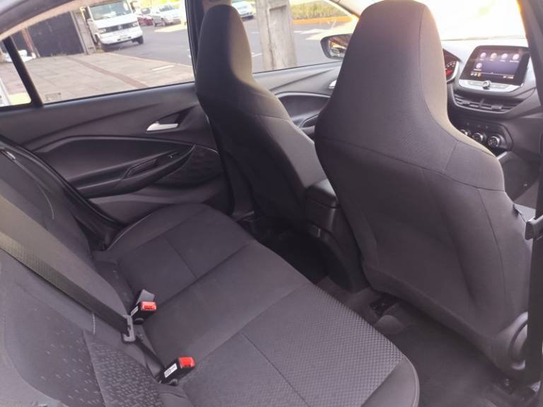 CHEVROLET - ONIX - 2020/2021 - Cinza - R$ 79.900,00