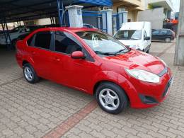 FORD - FIESTA - 2010/2011 - Vermelha - R$ 35.900,00