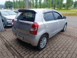 TOYOTA - ETIOS - 2012/2013 - Prata - R$ 43.900,00