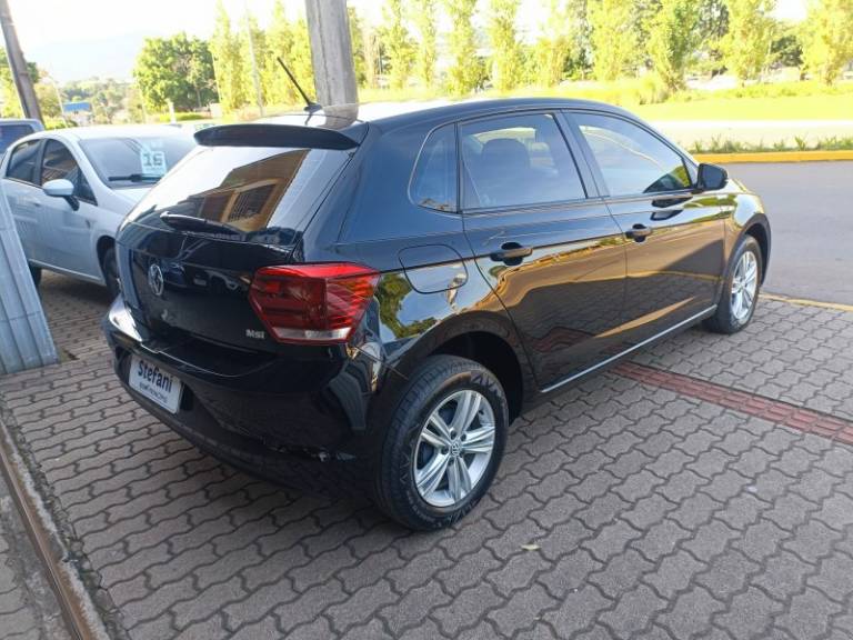VOLKSWAGEN - POLO - 2018/2019 - Preta - R$ 67.900,00