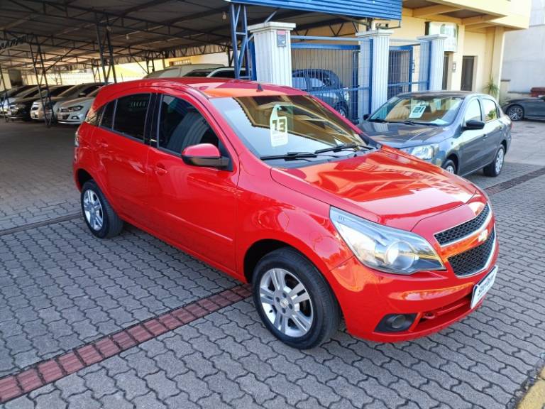 CHEVROLET - AGILE - 2013/2013 - Vermelha - R$ 39.900,00