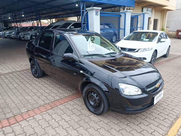 CHEVROLET - CLASSIC - 2012/2012 - Preta - R$ 29.900,00