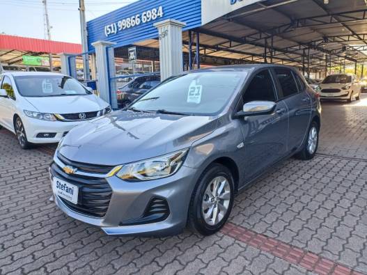 CHEVROLET - ONIX - 2020/2021 - Cinza - R$ 79.900,00
