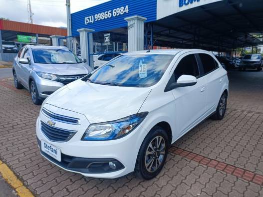 CHEVROLET - ONIX - 2015/2016 - Branca - R$ 56.900,00