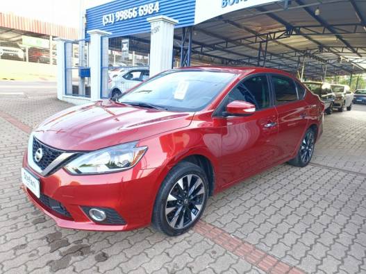NISSAN - SENTRA - 2016/2017 - Vermelha - R$ 77.900,00