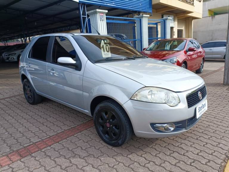 FIAT - PALIO - 2009/2010 - Prata - R$ 34.900,00