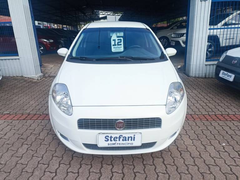 FIAT - PUNTO - 2011/2012 - Branca - R$ 36.900,00