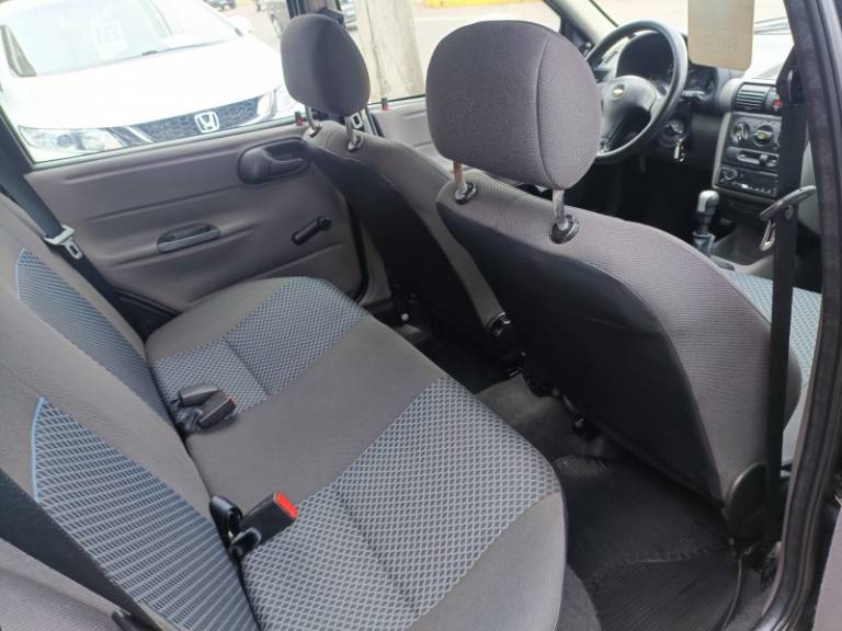 CHEVROLET - CLASSIC - 2012/2012 - Preta - R$ 29.900,00