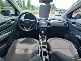 CHEVROLET - ONIX - 2015/2016 - Branca - R$ 56.900,00