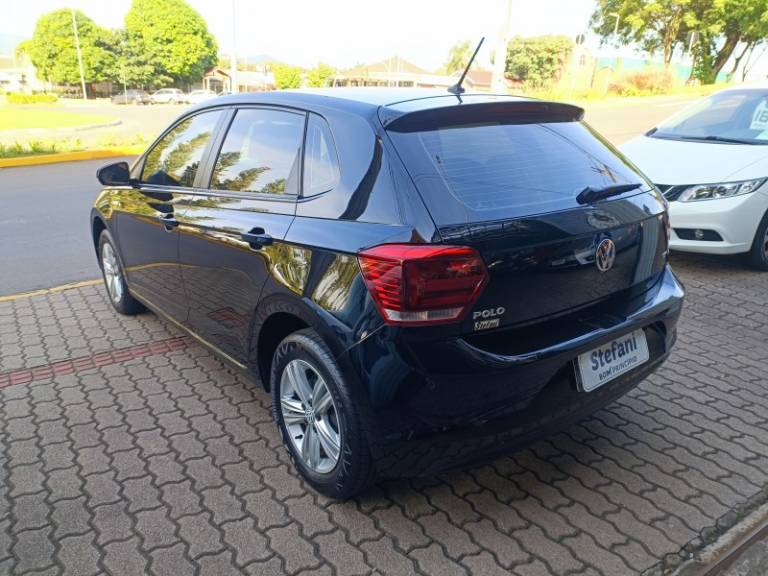 VOLKSWAGEN - POLO - 2018/2019 - Preta - R$ 67.900,00