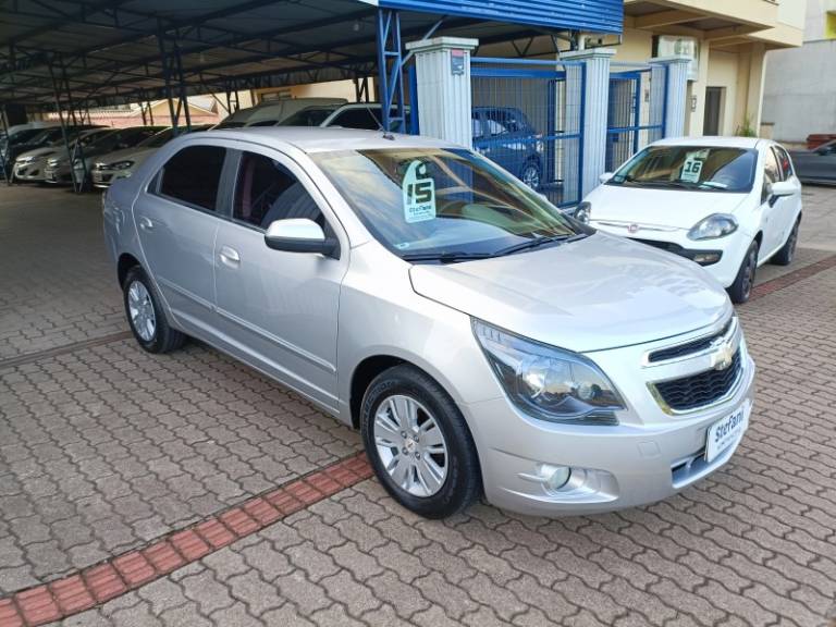 CHEVROLET - COBALT - 2014/2015 - Prata - R$ 48.900,00