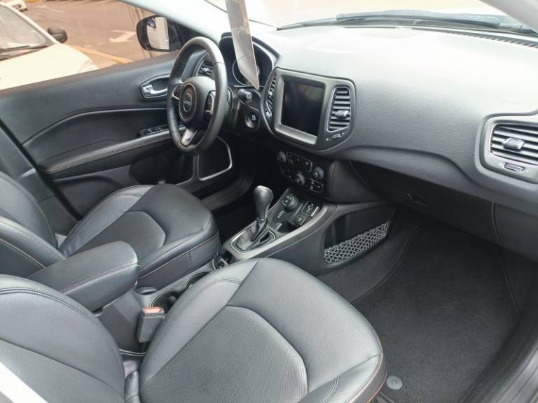 JEEP - COMPASS - 2018/2018 - Branca - R$ 108.900,00