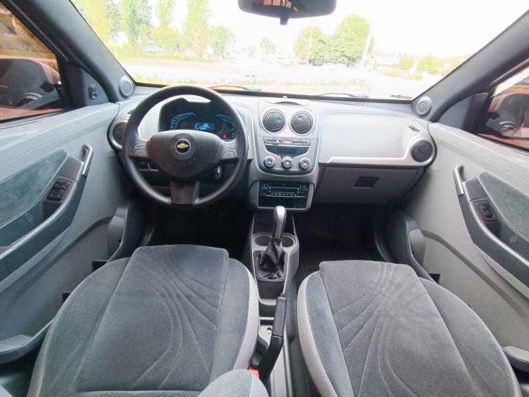 CHEVROLET - AGILE - 2012/2012 - Prata - R$ 39.900,00